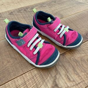 Stride Rite | 8.5 Shoes